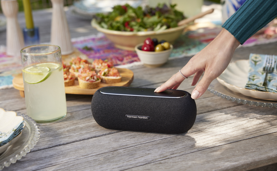 Harman Kardon Luna | Caixa de som Bluetooth portátil e elegante